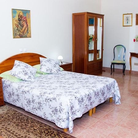 Residencial Chez Flor Lejlighed Porto Novo Eksteriør billede